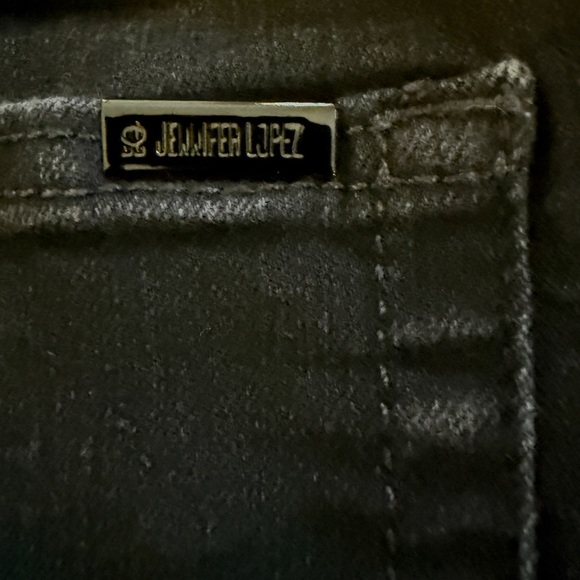 JENNIFER LOPEZ Washed Black Denim Capri Jeans Women’s Plus Size 24W  48x23 - Picture 6 of 8